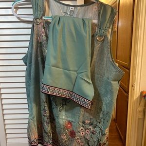 Silky short set green